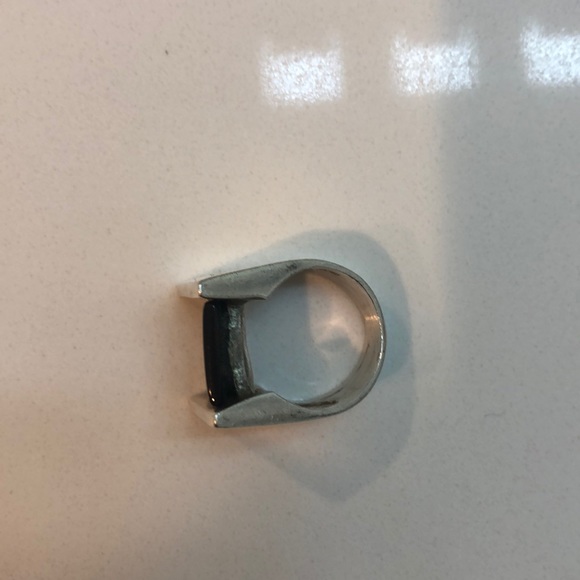 Ring - Picture 4 of 8